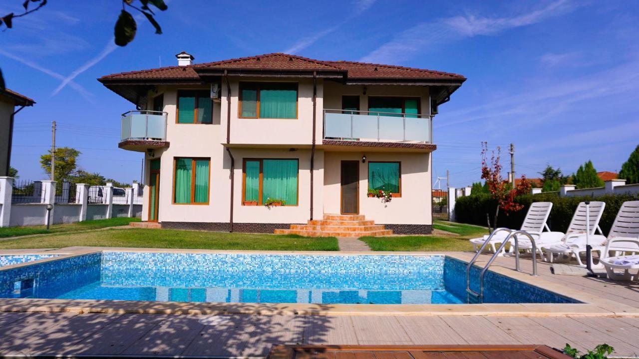 Вила Помело - Family Villa Pomelo Bŭlgarevo Eksteriør bilde