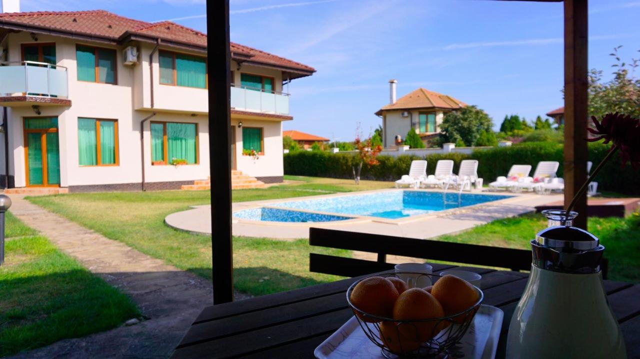 Вила Помело - Family Villa Pomelo Bŭlgarevo Eksteriør bilde