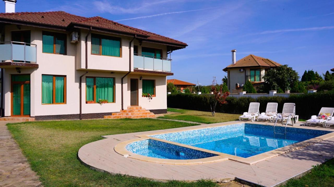 Вила Помело - Family Villa Pomelo Bŭlgarevo Eksteriør bilde