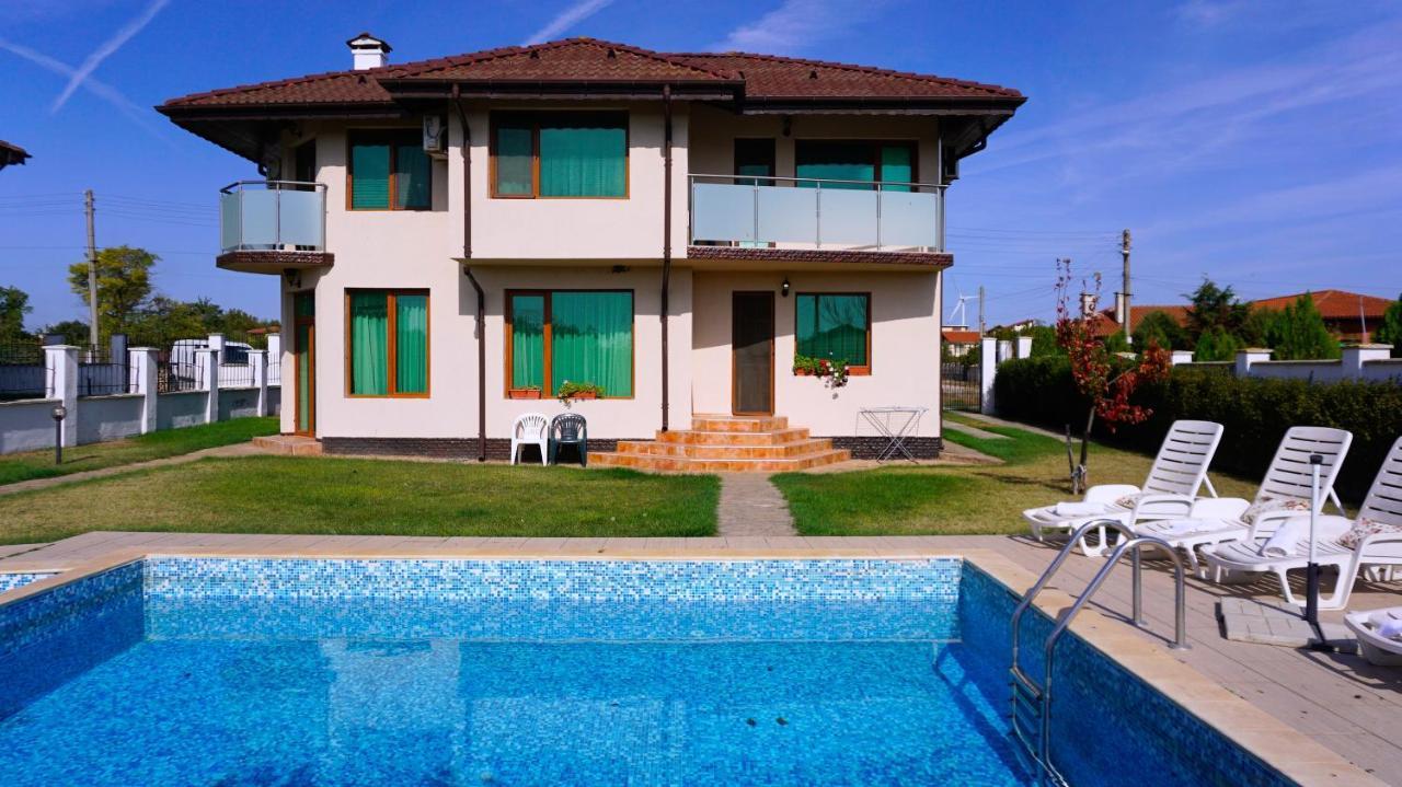 Вила Помело - Family Villa Pomelo Bŭlgarevo Eksteriør bilde