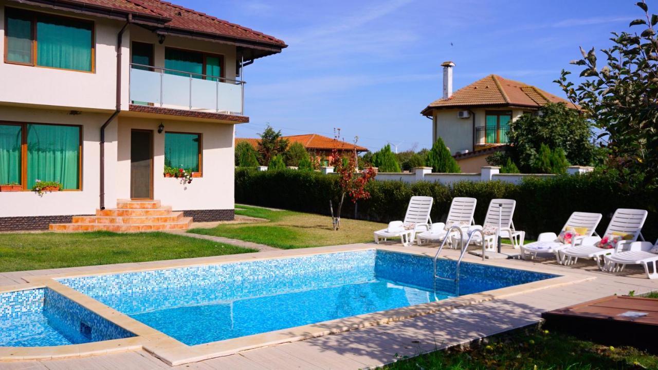 Вила Помело - Family Villa Pomelo Bŭlgarevo Eksteriør bilde