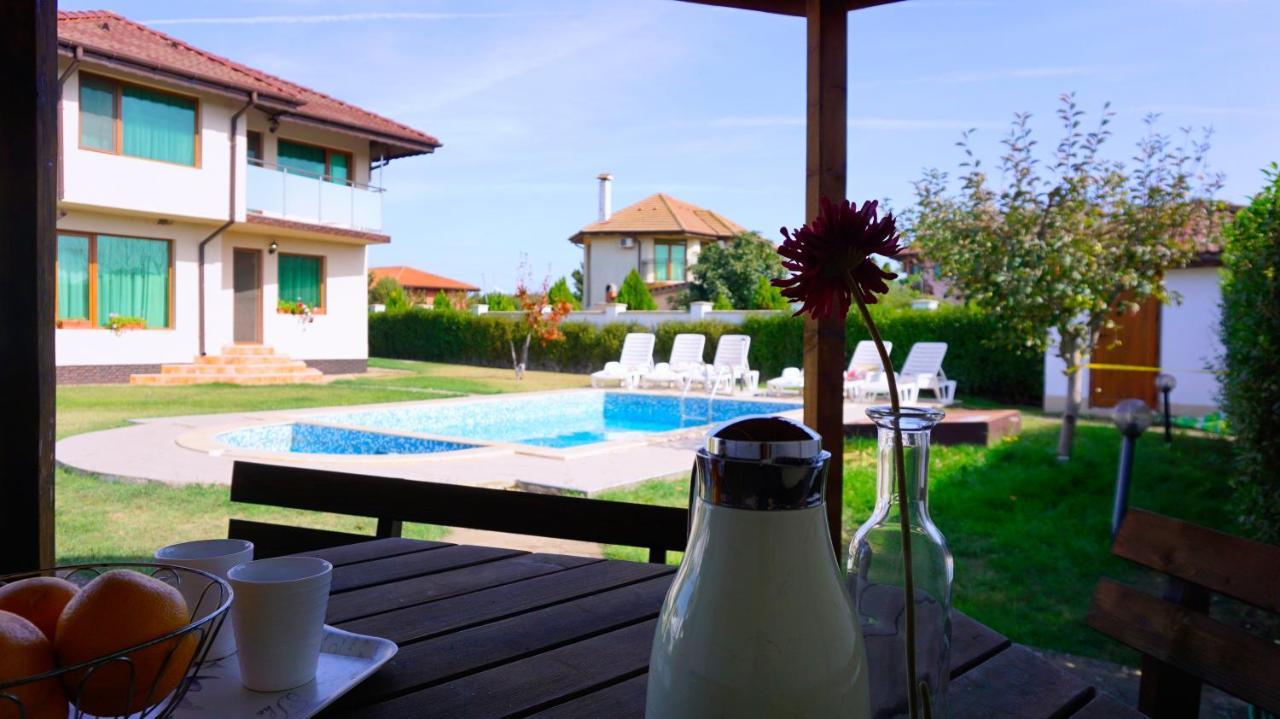 Вила Помело - Family Villa Pomelo Bŭlgarevo Eksteriør bilde